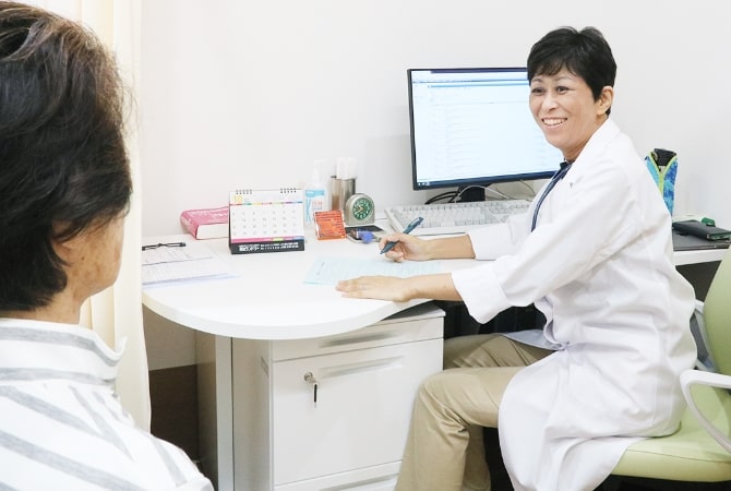 御幸町クリニックの診療風景